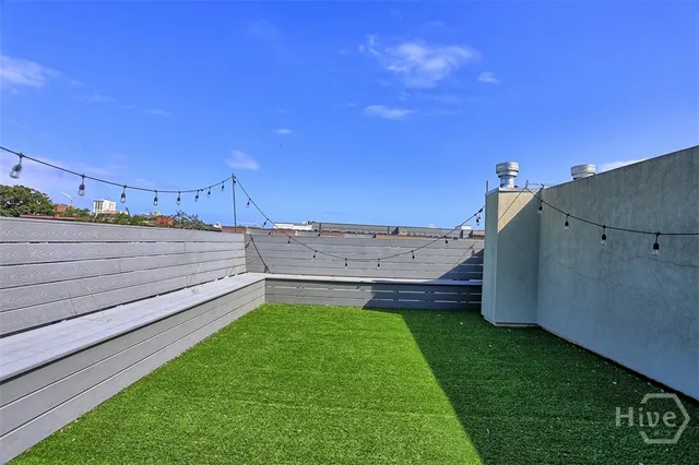 $1,795,000 | 407 East Mc Donough Street, Savannah, GA 31401