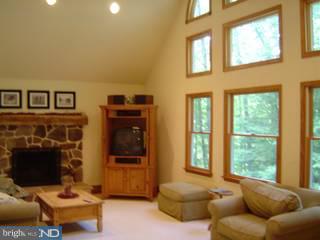 126 Monacy Road Coatesville, PA 19320 - Photo 3 of 4 Gallery Image 3
