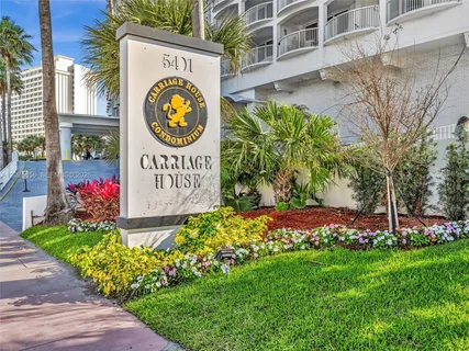 $570,000 | 5401 Collins Avenue, Unit 107, Miami Beach, FL 33140