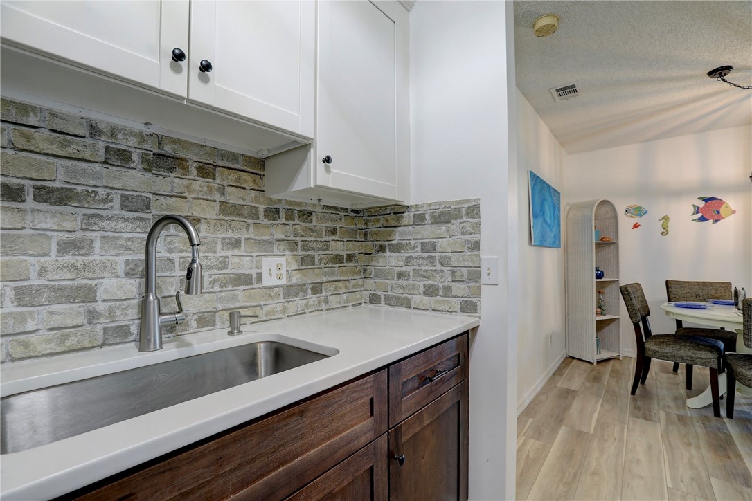 1116 Breezy Way, Unit 1H Sebastian, FL 32958 - Photo 18 of 36