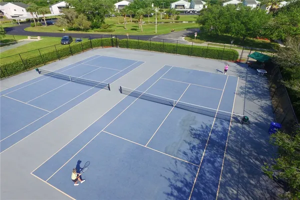 a view of a tennis court