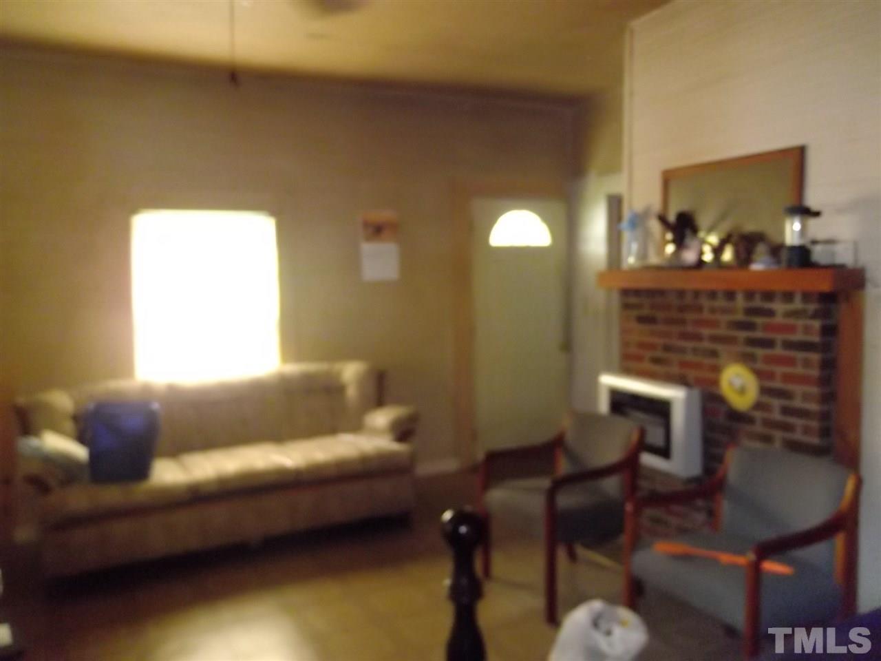 217 North Charles Street Roxboro, NC 27573 - Photo 4 of 7