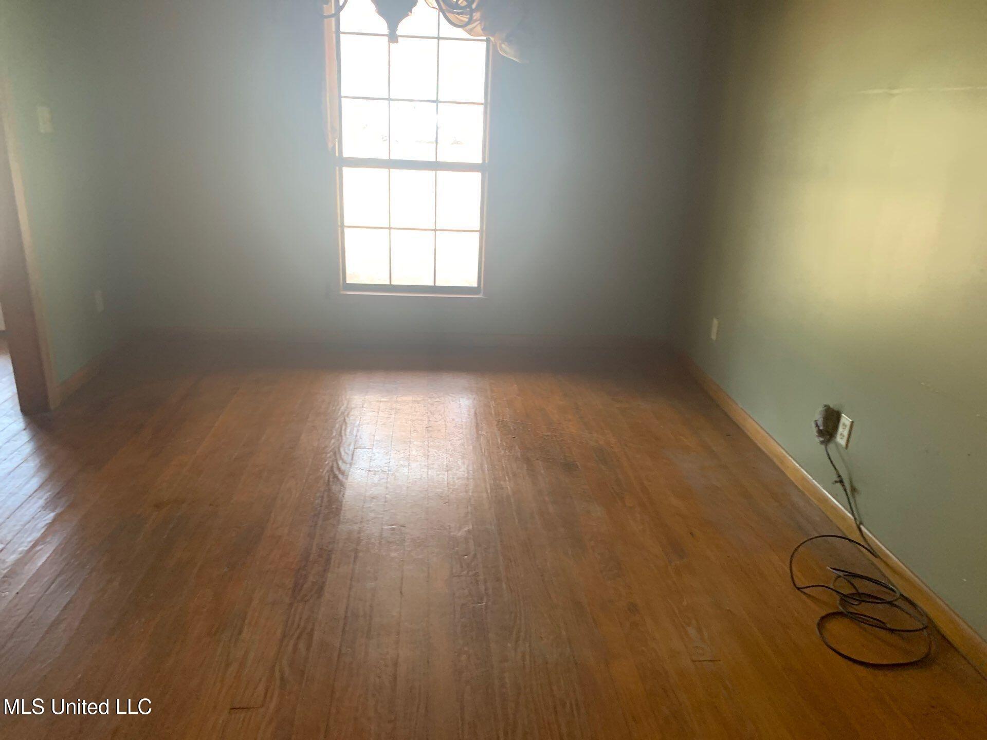 1660 Log Cabin Road Roxie, MS 39661 - Photo 20 of 39 95-Jan 07 2025 11_20am-ZWhc