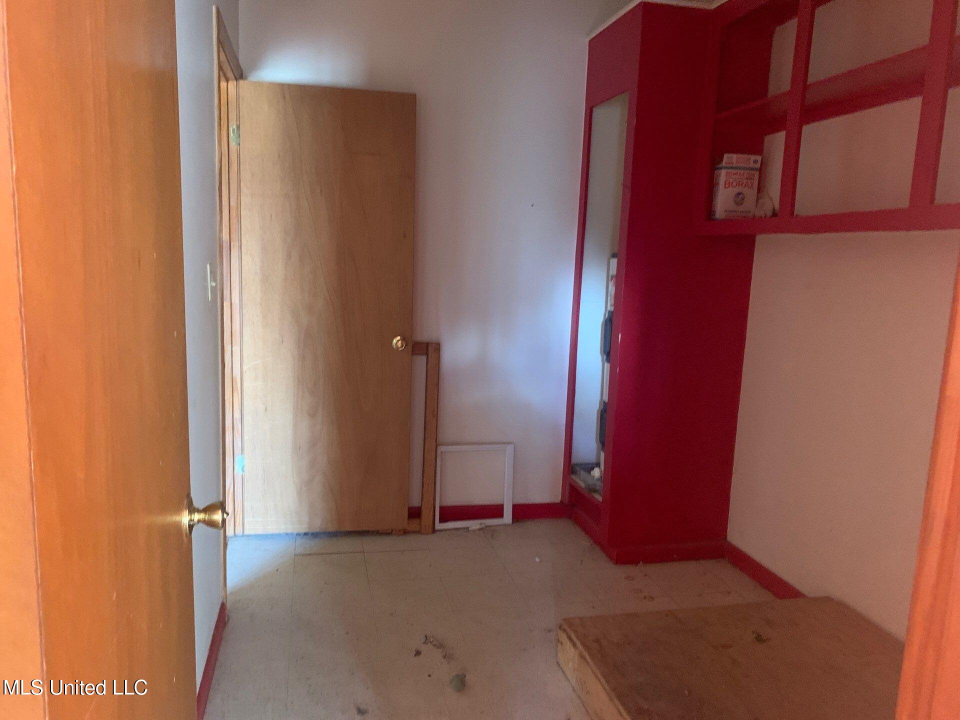 1660 Log Cabin Road Roxie, MS 39661 - Photo 7 of 39 35-Jan 07 2025 11_13am-tNY5