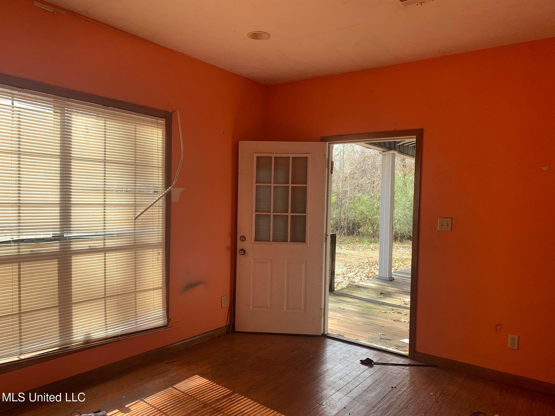 1660 Log Cabin Road Roxie, MS 39661 - Photo 10 of 39 43-Jan 07 2025 11_14am-kc4Q