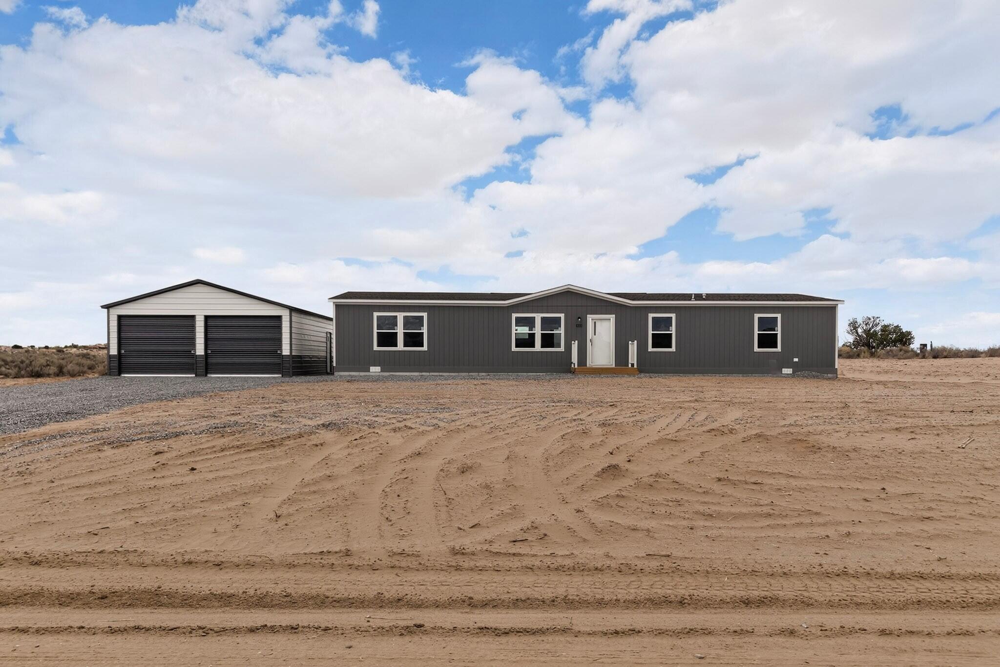 533 Hill Road Northeast Rio Rancho, NM 87144 - Photo 1 of 70 Gallery Image 1