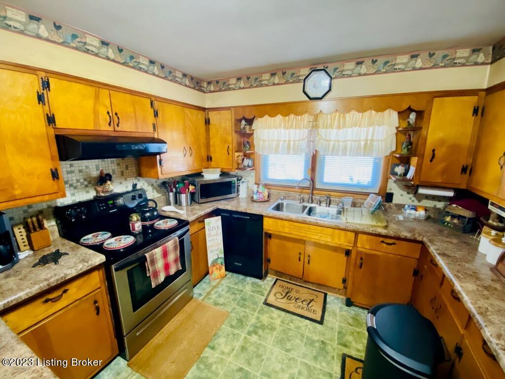 814 Lincoln Park Road Springfield, KY 40069 - Photo 6 of 25 IMG_4453