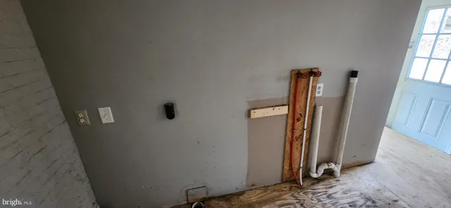 a view of a storage & utility room