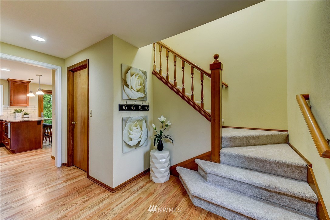 3114 210th Street Southeast Bothell, WA 98021 - Photo 2 of 27