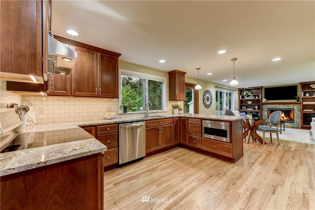 3114 210th Street Southeast Bothell, WA 98021 - Photo 6 of 27