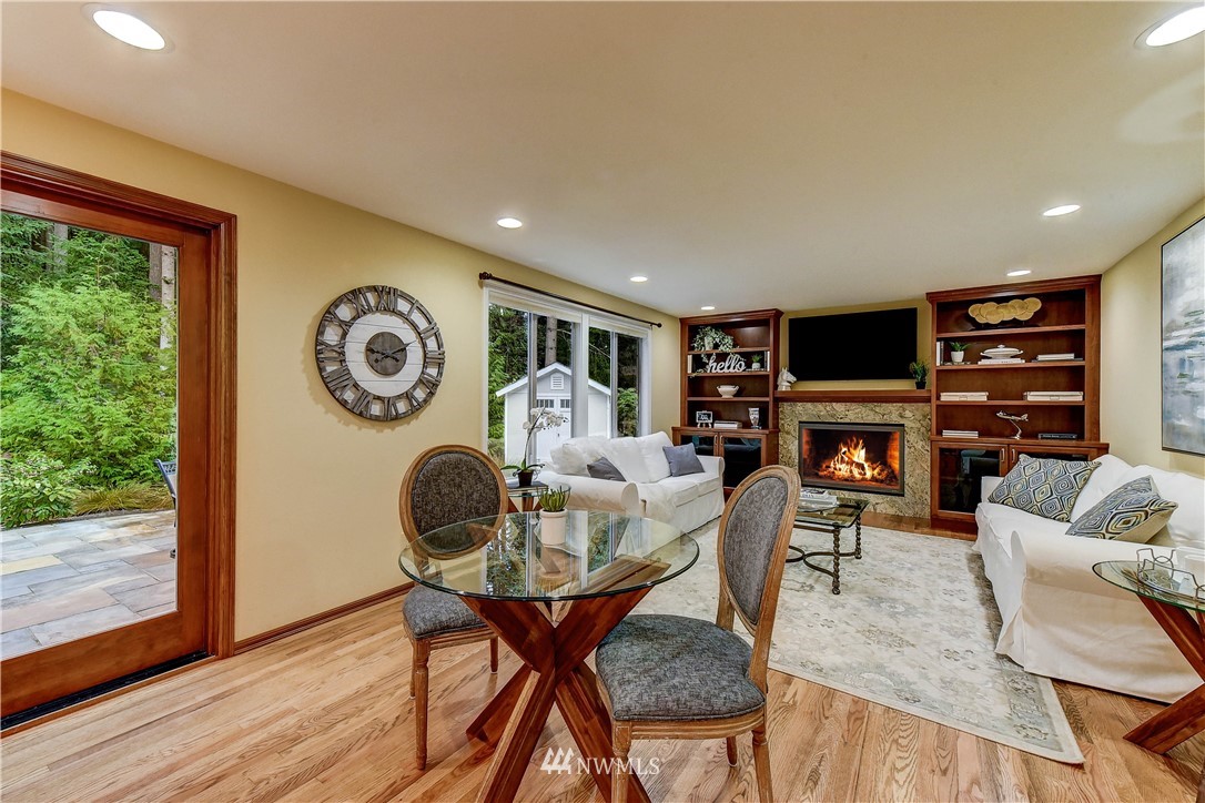 3114 210th Street Southeast Bothell, WA 98021 - Photo 9 of 27