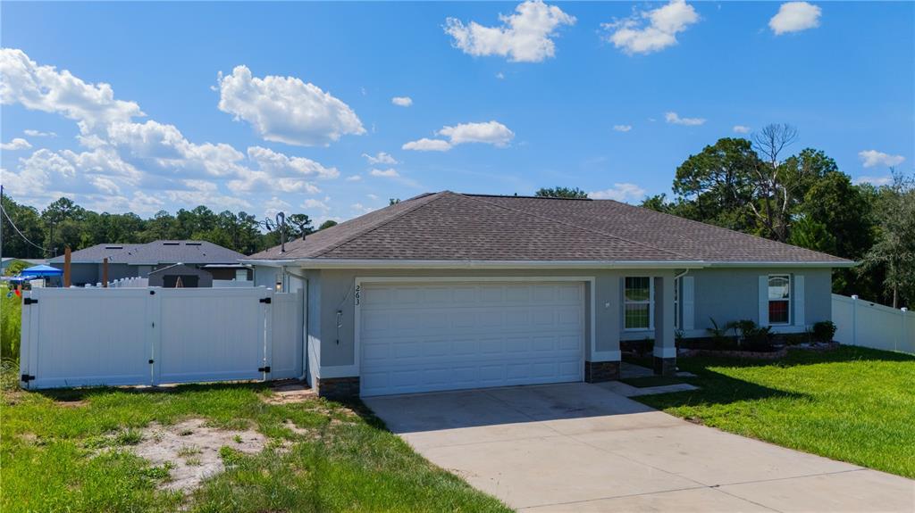 263 Emerald Road Ocala, FL 34472 - Photo 10 of 67