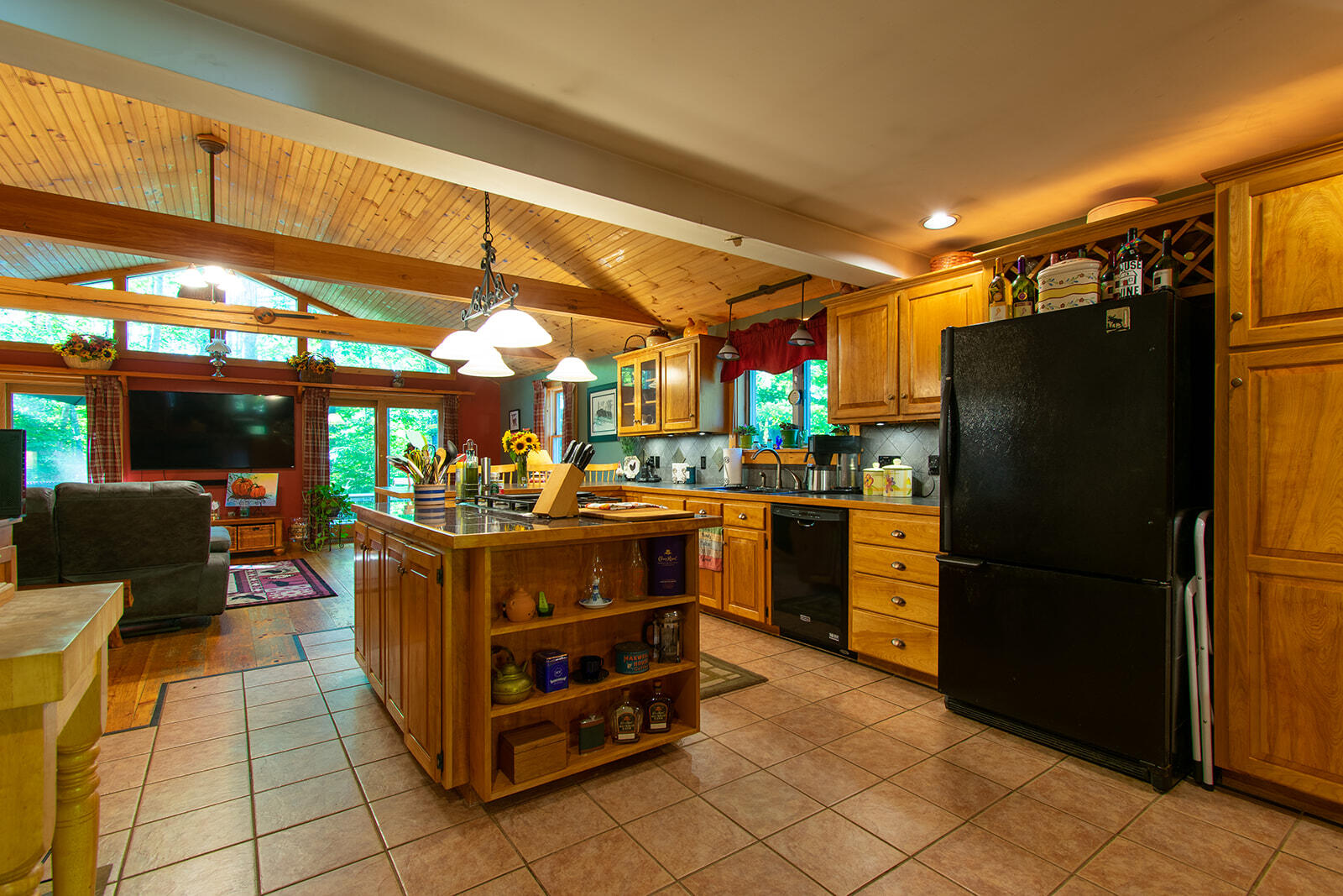 10 Westview Road Wiscasset, ME 04578 - Photo 8 of 25 Kitchen(1)