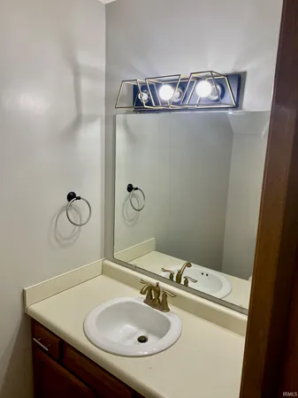 $189,900 | 7023 Thamesford Drive, Fort Wayne, IN 46835