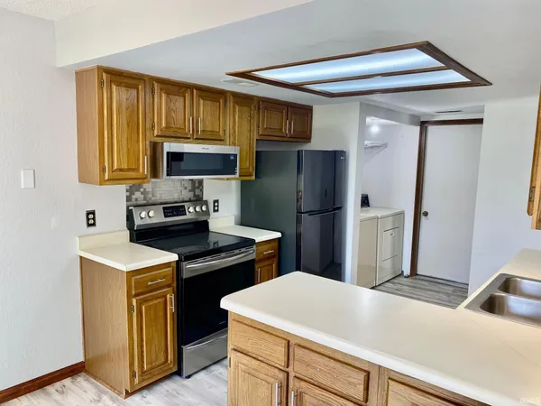 $189,900 | 7023 Thamesford Drive, Fort Wayne, IN 46835