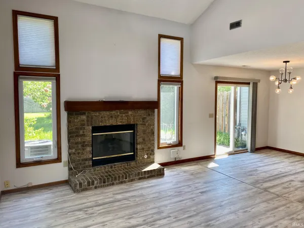$189,900 | 7023 Thamesford Drive, Fort Wayne, IN 46835