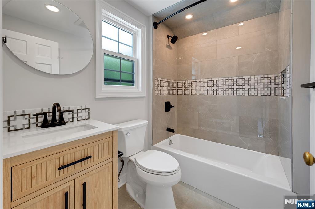 21 End Terrace Bloomfield, NJ 07003 - Photo 17 of 26