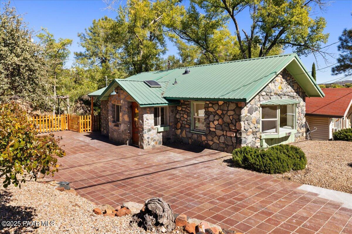 516 Coronado Avenue Prescott, AZ 86303 - Photo 26 of 28 Front - 516 Coronado Ave
