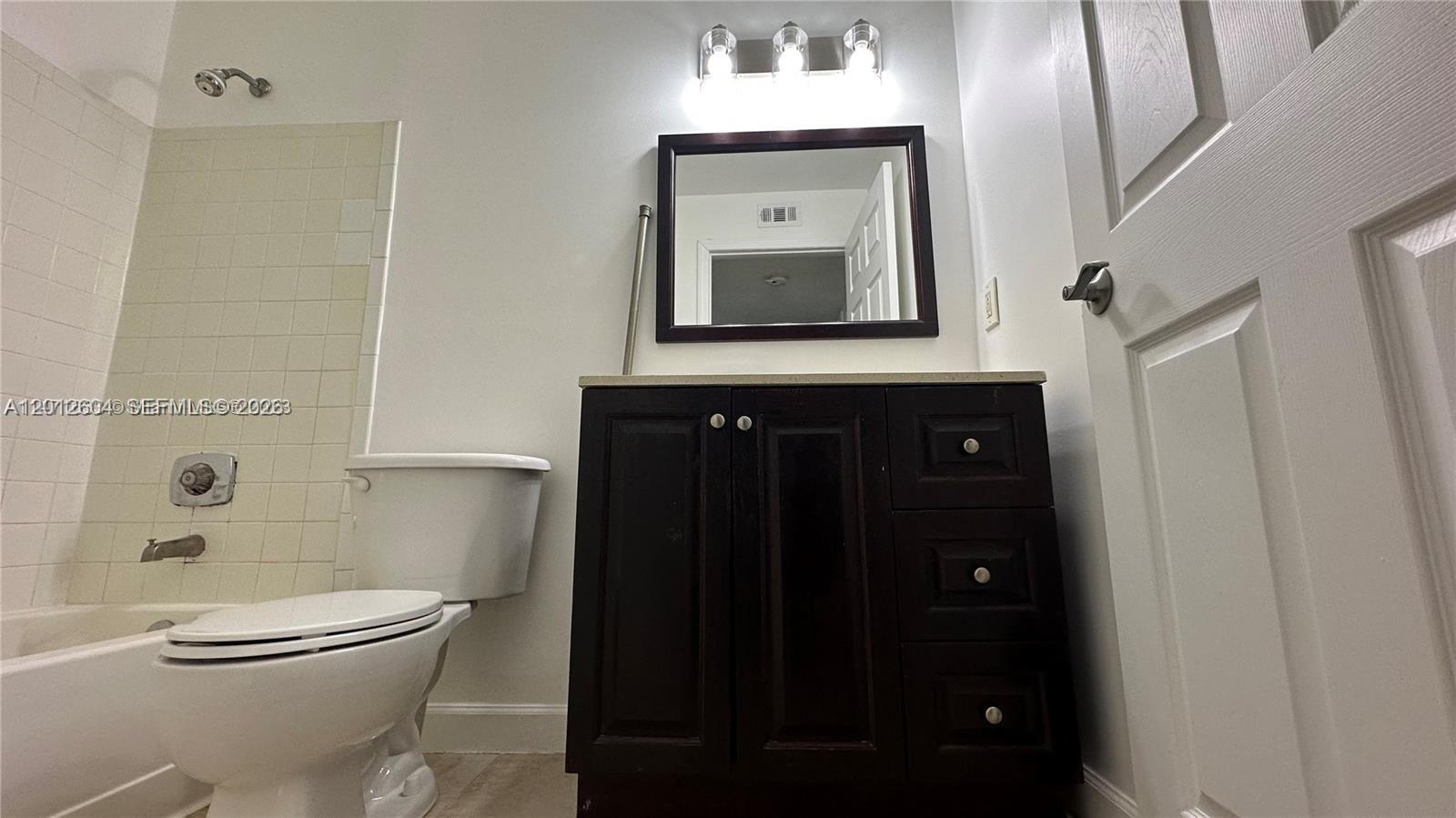 1243 Southwest 46th Avenue, Unit 1111 Pompano Beach, FL 33069 - Photo 20 of 23