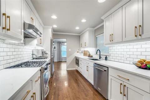 $1,099,000 | 6717 Dalhart Lane, Dallas, TX 75214