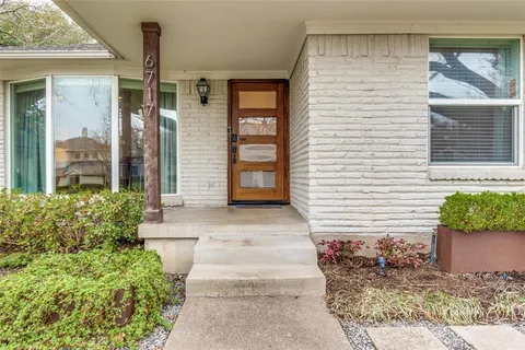 $1,099,000 | 6717 Dalhart Lane, Dallas, TX 75214