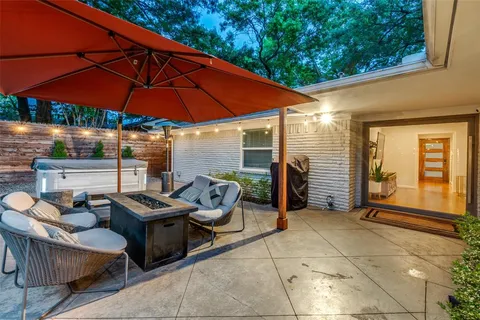 $1,049,000 | 6717 Dalhart Lane, Dallas, TX 75214