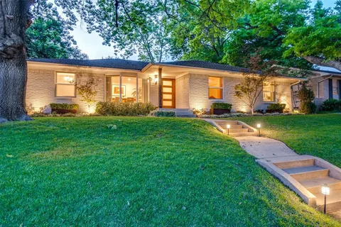 $1,049,000 | 6717 Dalhart Lane, Dallas, TX 75214