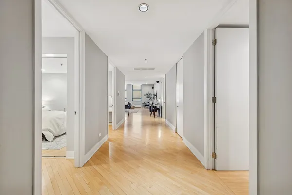 $5,500 | 680 North Lake Shore Drive, Unit 1407, Chicago, IL 60611