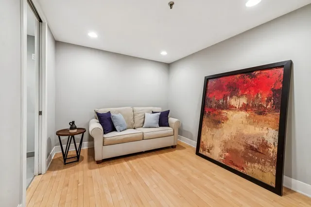 $5,500 | 680 North Lake Shore Drive, Unit 1407, Chicago, IL 60611