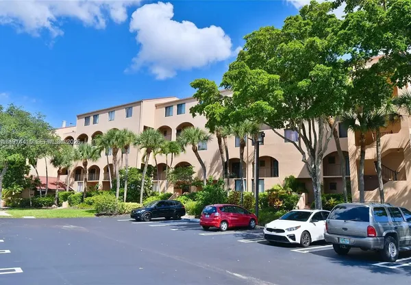 $2,300 | 755 Dotterel Road, Unit 1301, Delray Beach, FL 33444