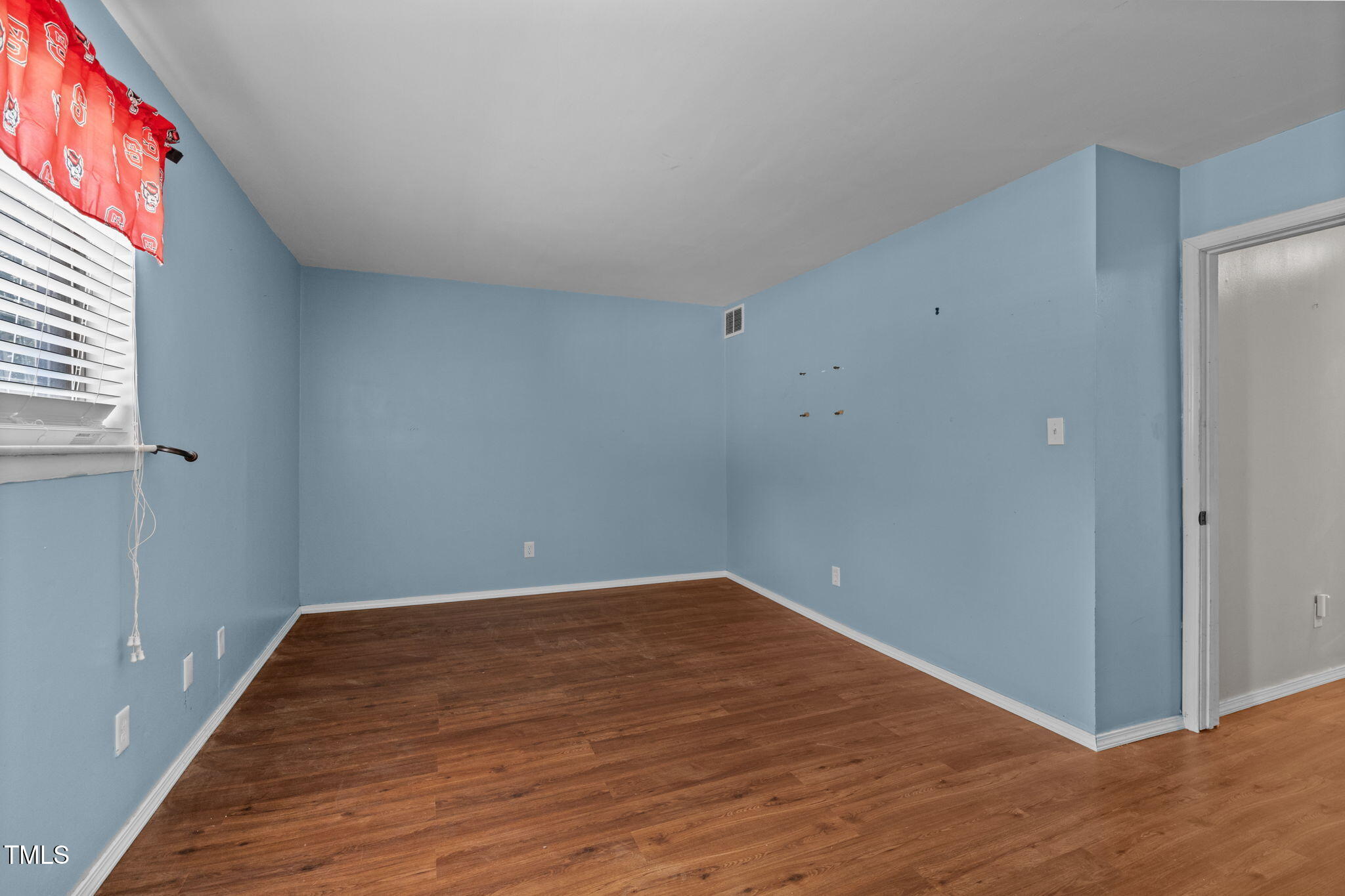 1010 Sandlin Place, Unit D Raleigh, NC 27606 - Photo 18 of 21 27-web-or-mls-IMG_2348