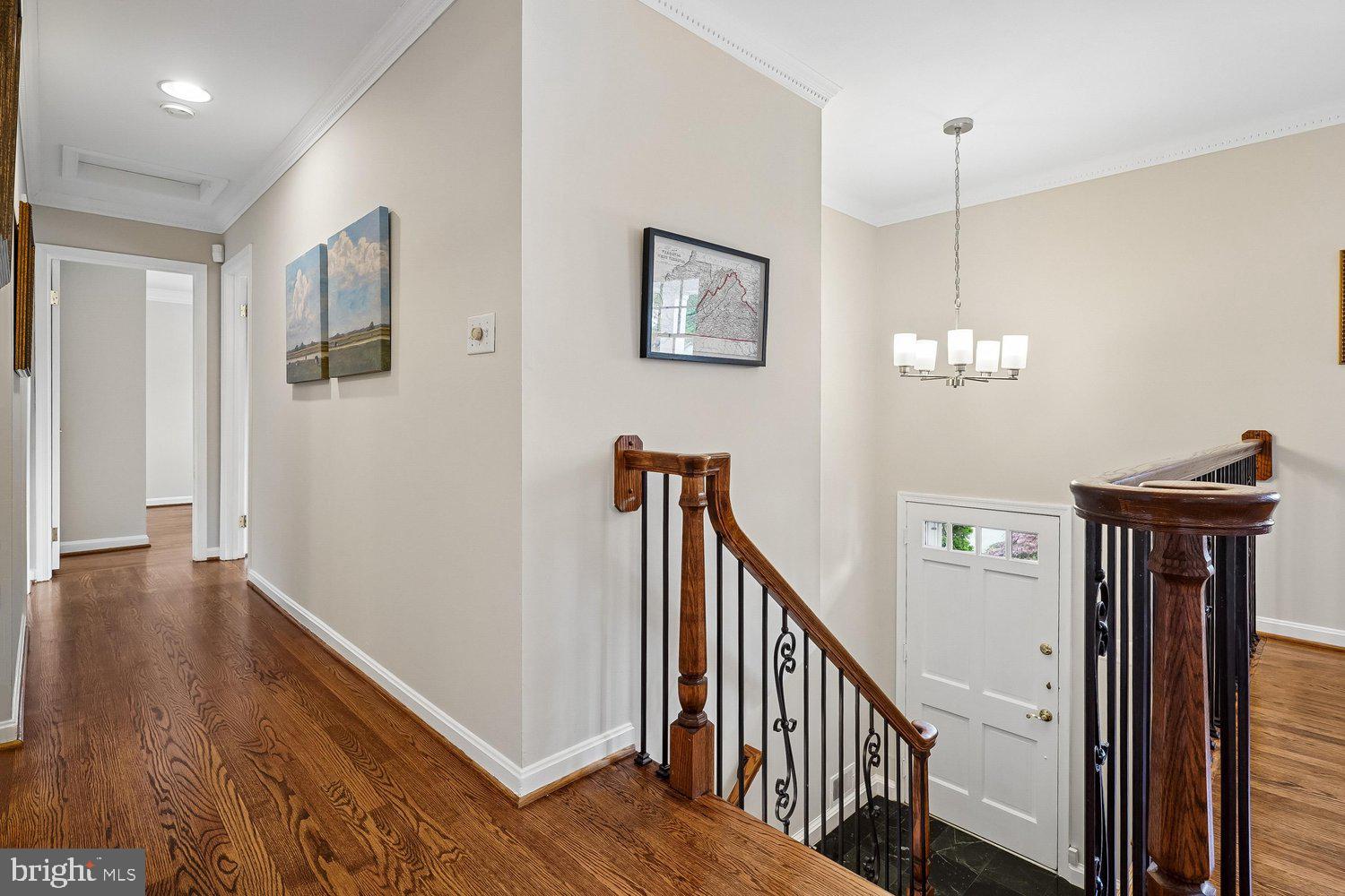 7814 Friars Court Alexandria, VA 22306 - Photo 41 of 56 Hall