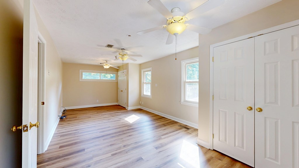 643 Lichfield Road Columbus, GA 31904 - Photo 22 of 48 Master bedroom