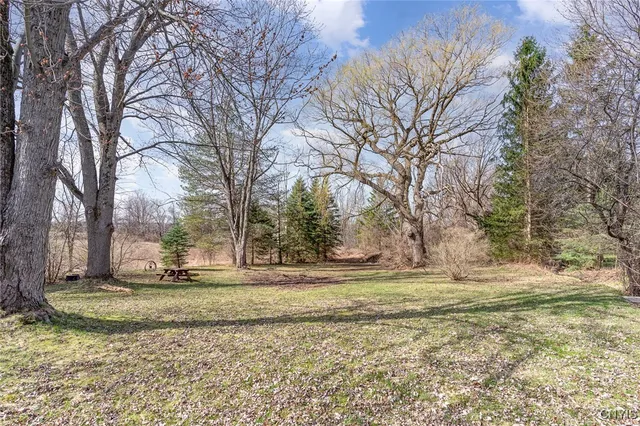 $127,900 | 1819 East Lake Road, Spafford, NY 13152