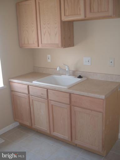 4643 Hillside Road Southeast Washington, DC 20019 - Photo 3 of 4 Kitchen