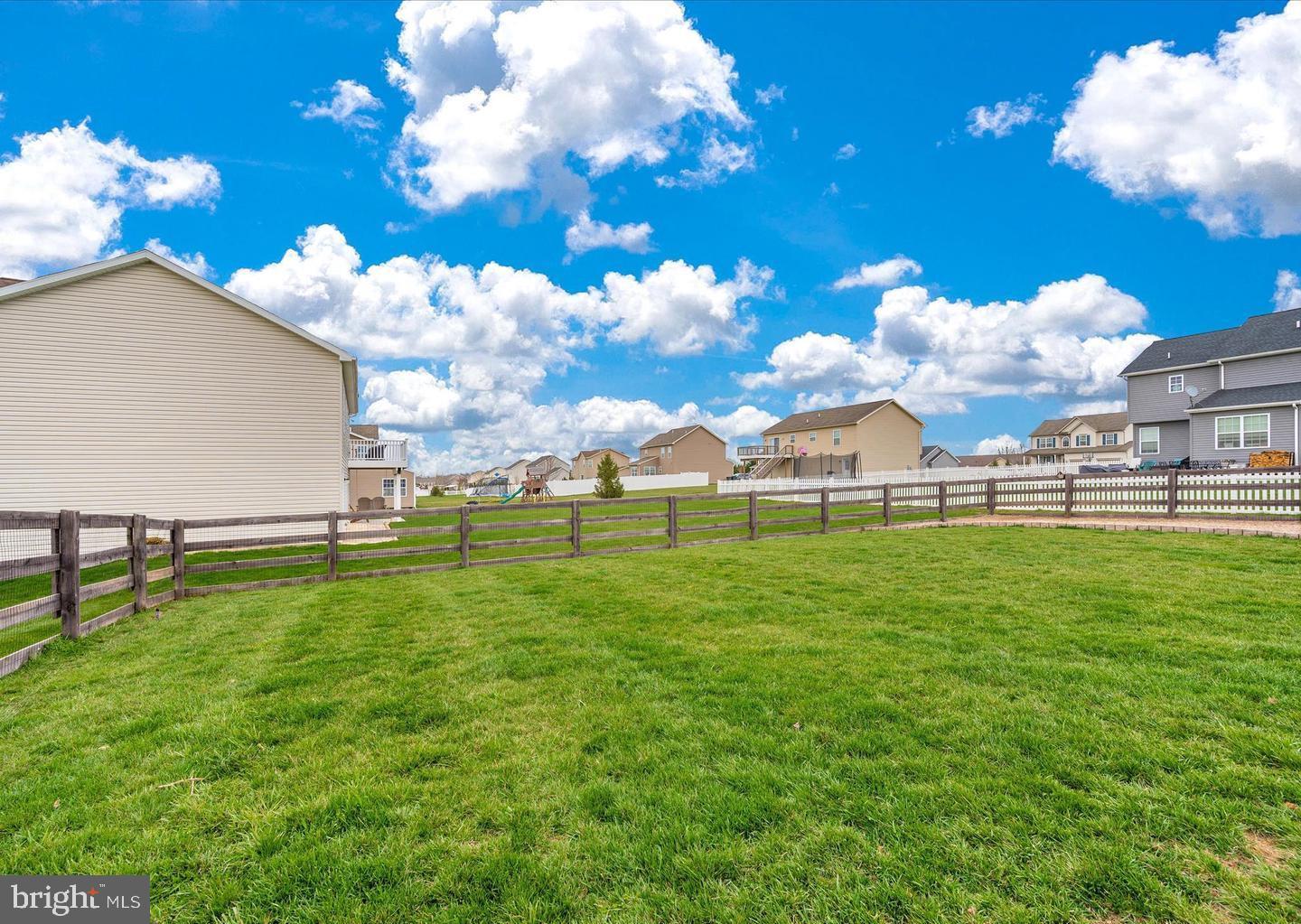 65 Crestview Lane Gettysburg, PA 17325 - Photo 31 of 38 Fully fenced in yard