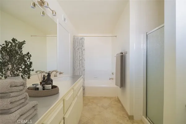 $1,499,000 | 315 Spinnaker Way, Seal Beach, CA 90740