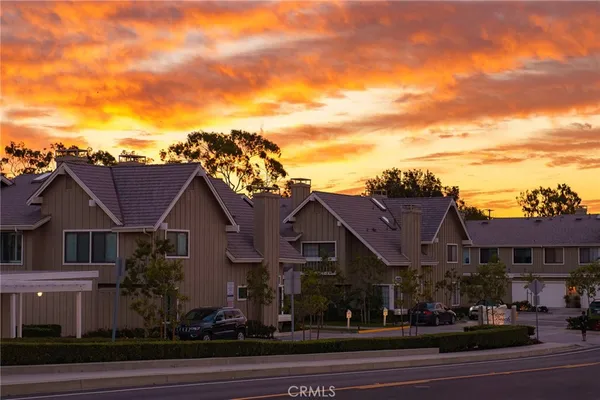 $1,499,000 | 315 Spinnaker Way, Seal Beach, CA 90740