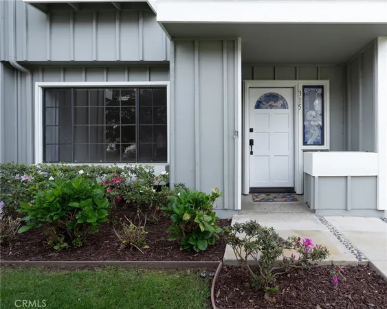 $1,499,000 | 315 Spinnaker Way, Seal Beach, CA 90740