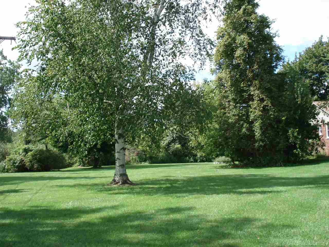 6292 Lakeshore Road Lexington, MI 48450 - Photo 5 of 31 31330020-4.JPG