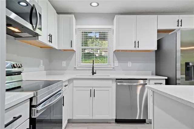 $2,100 | 3198 Booths Court, Dacula, GA 30019