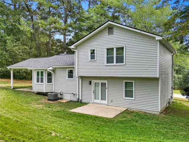 $2,100 | 3198 Booths Court, Dacula, GA 30019