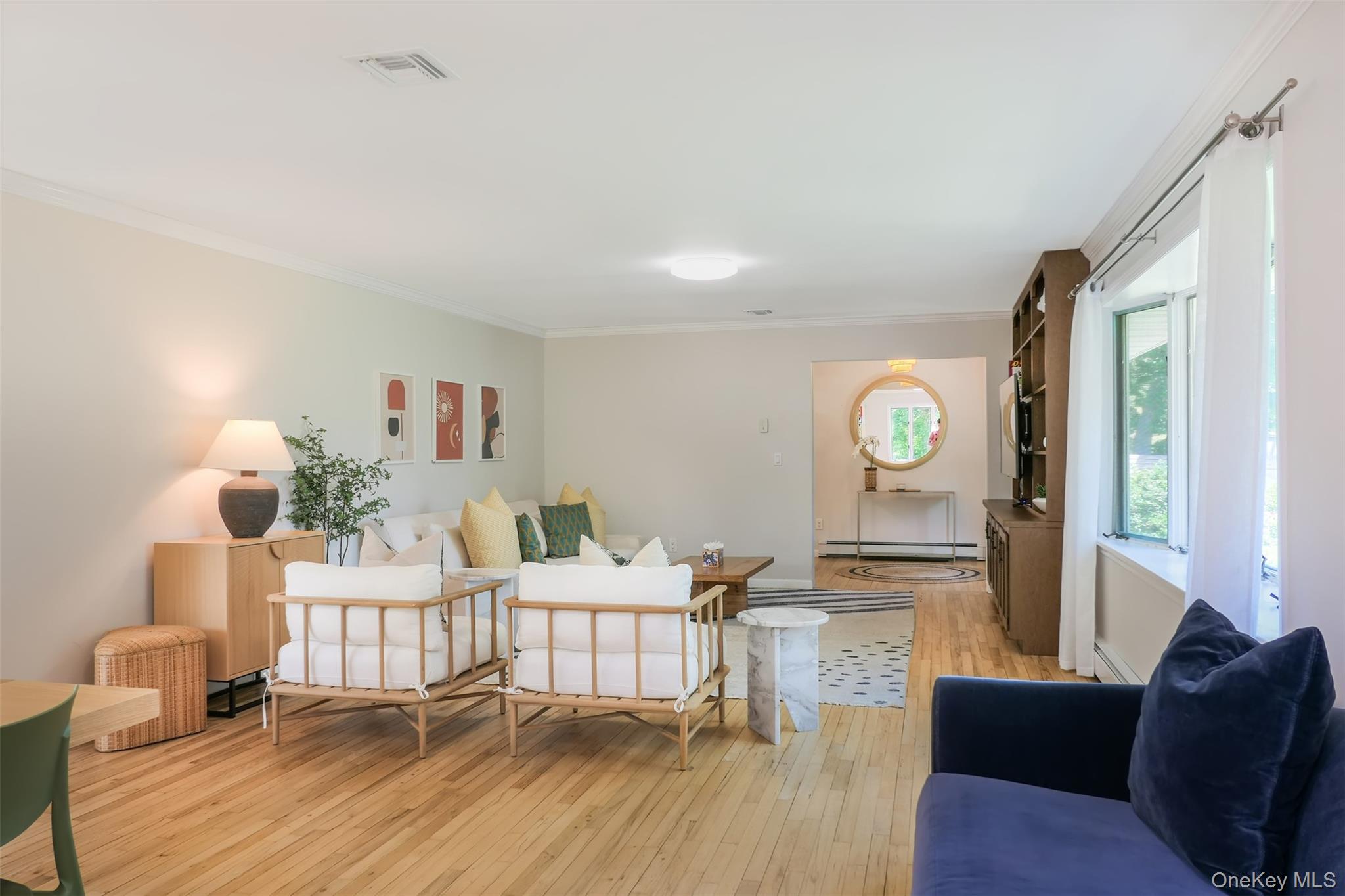 47 Oak Road East Patchogue, NY 11713 - Photo 9 of 36