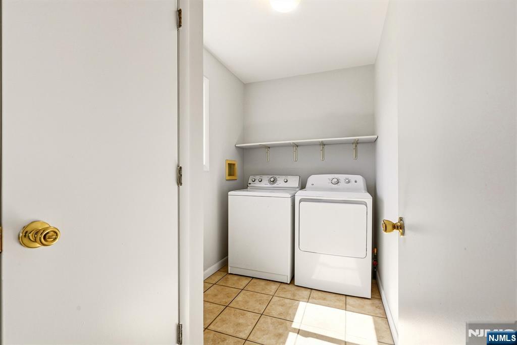 25 Corsi Road Bloomfield, NJ 07003 - Photo 18 of 29 Gallery Image 18