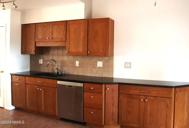 $2,500 | 6160 North Christmas Tree Lane, Flagstaff, AZ 86004