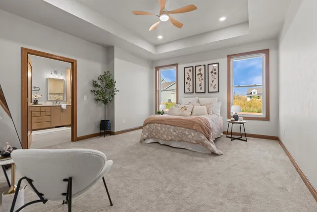 $839,900 | 266 East Sweetwater Way, Appleton, WI 54913