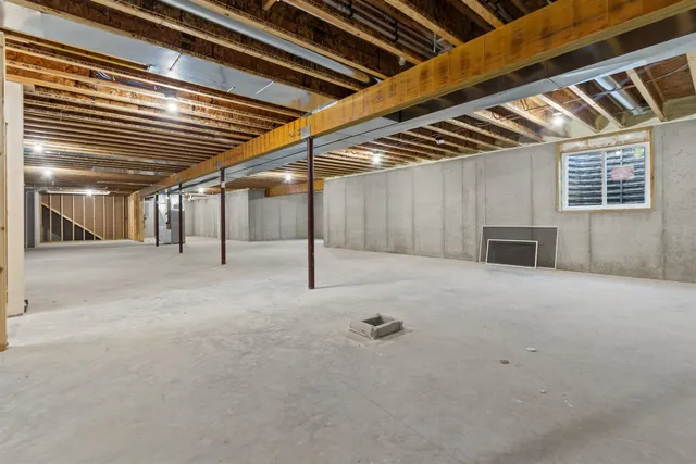 $839,900 | 266 East Sweetwater Way, Appleton, WI 54913