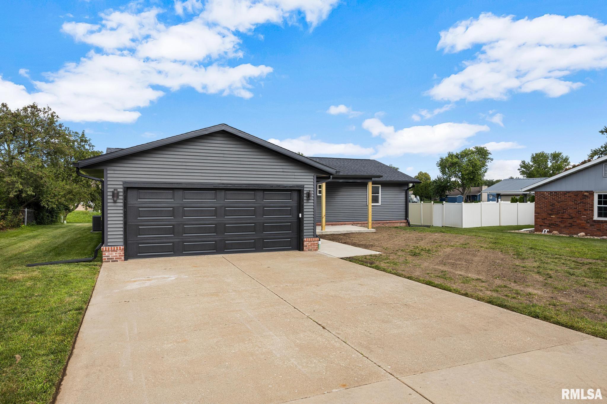 700 Taylor Street Morton, IL 61550 - Photo 1 of 49