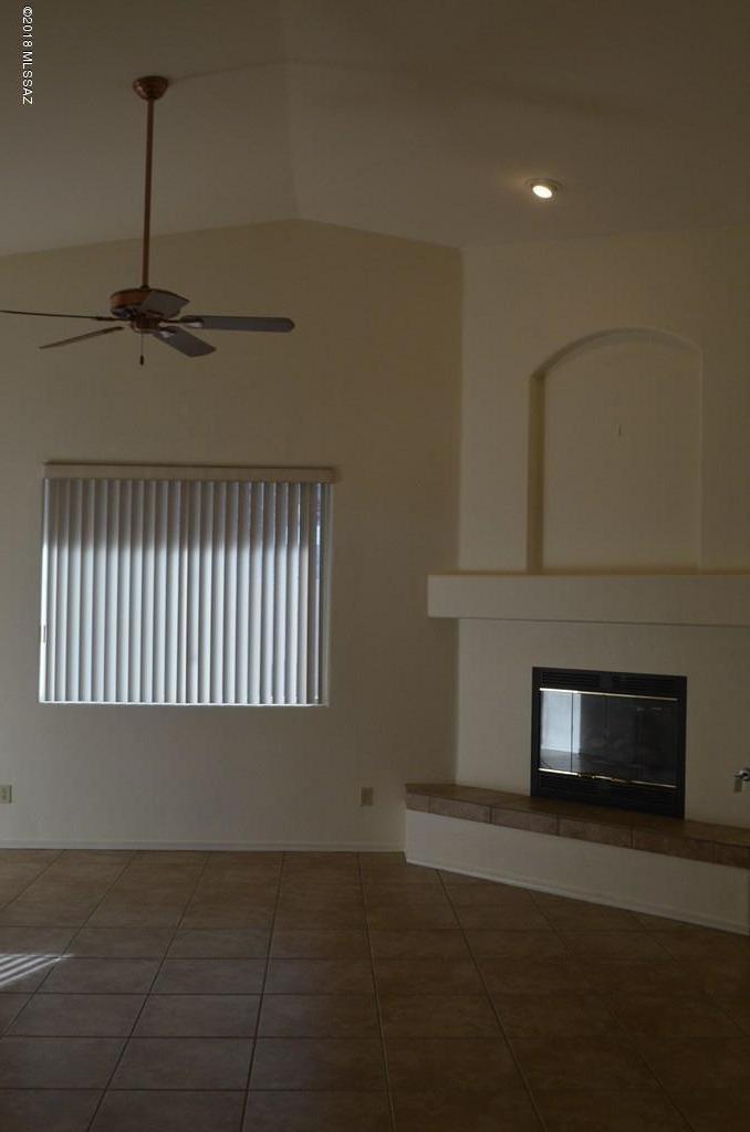 11240 North Sawtooth Road Oro Valley, AZ 85737 - Photo 18 of 44