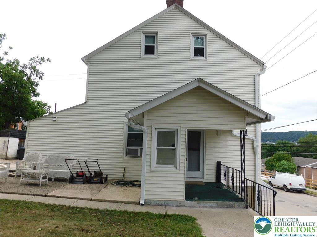 504 Spring Street Bethlehem, PA 18018 - Photo 5 of 31 Gallery Image 5